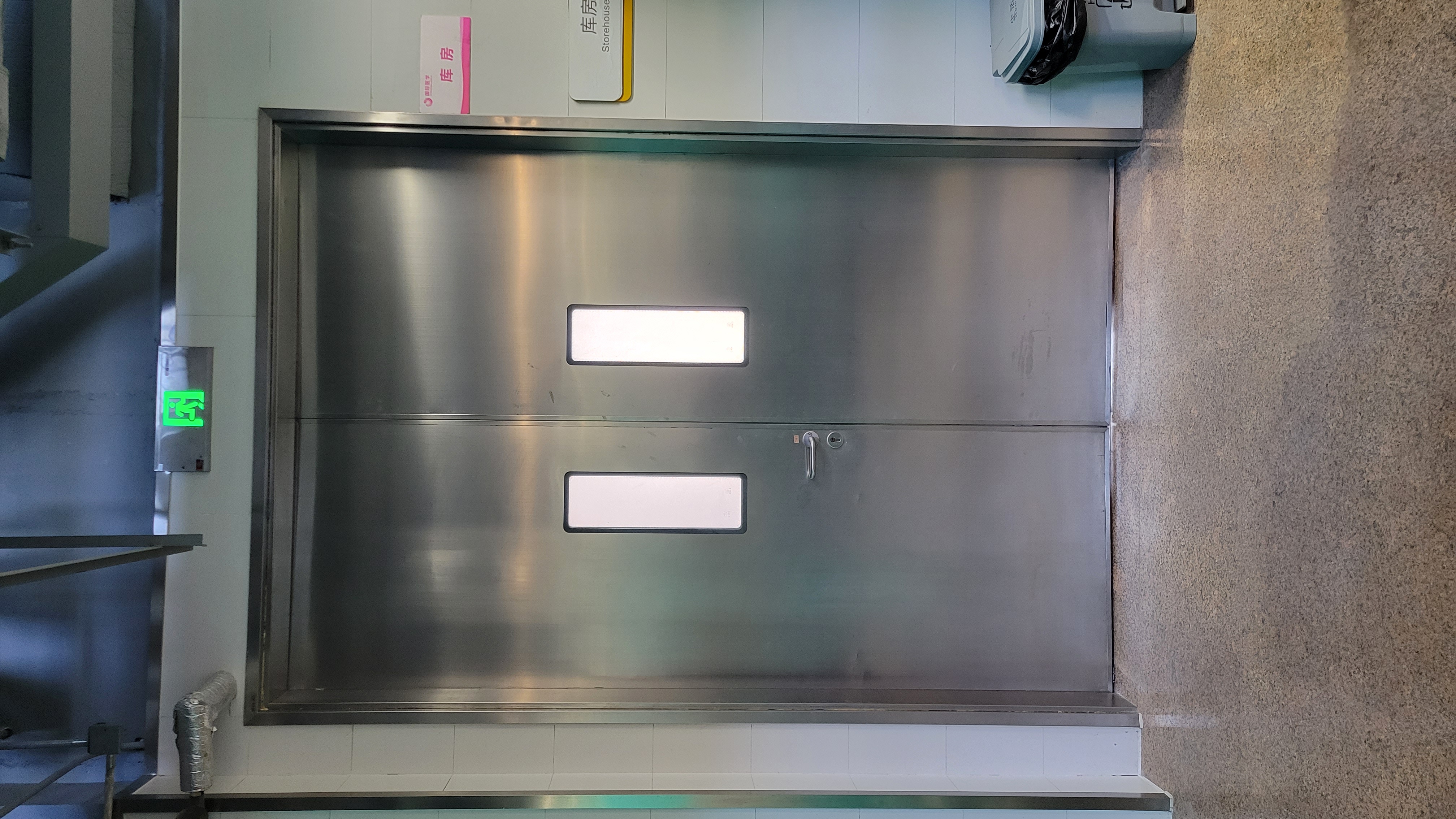 不锈钢饰面防火门